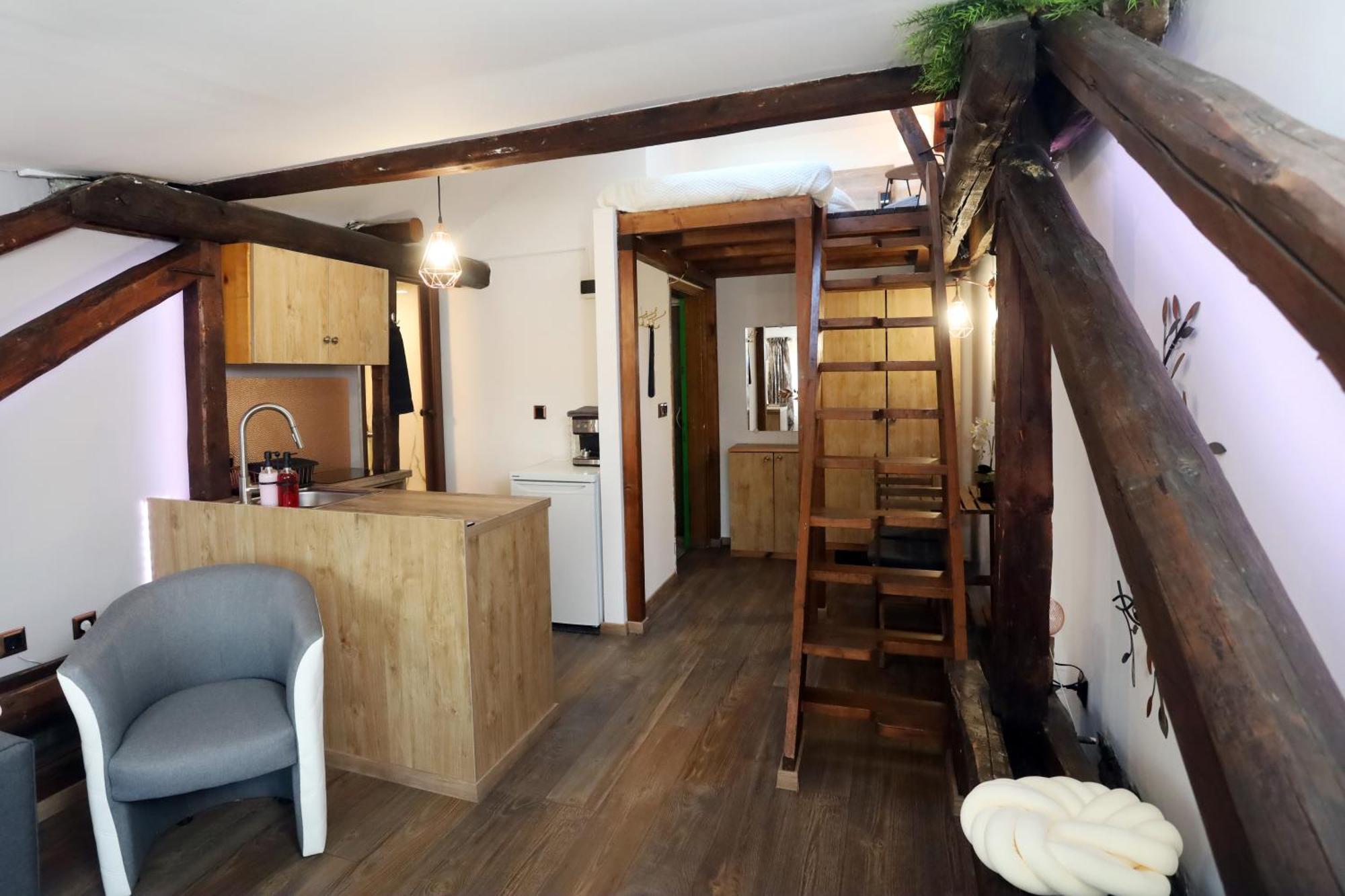 Rentapart Step Apartment *