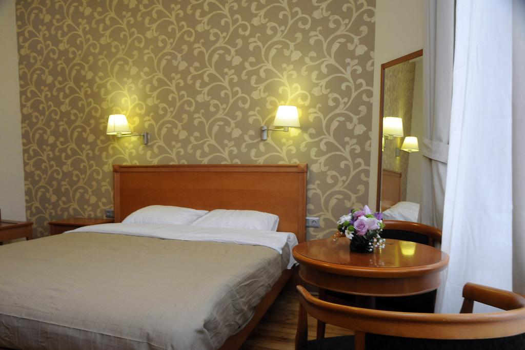 Rentapart Step Apartment